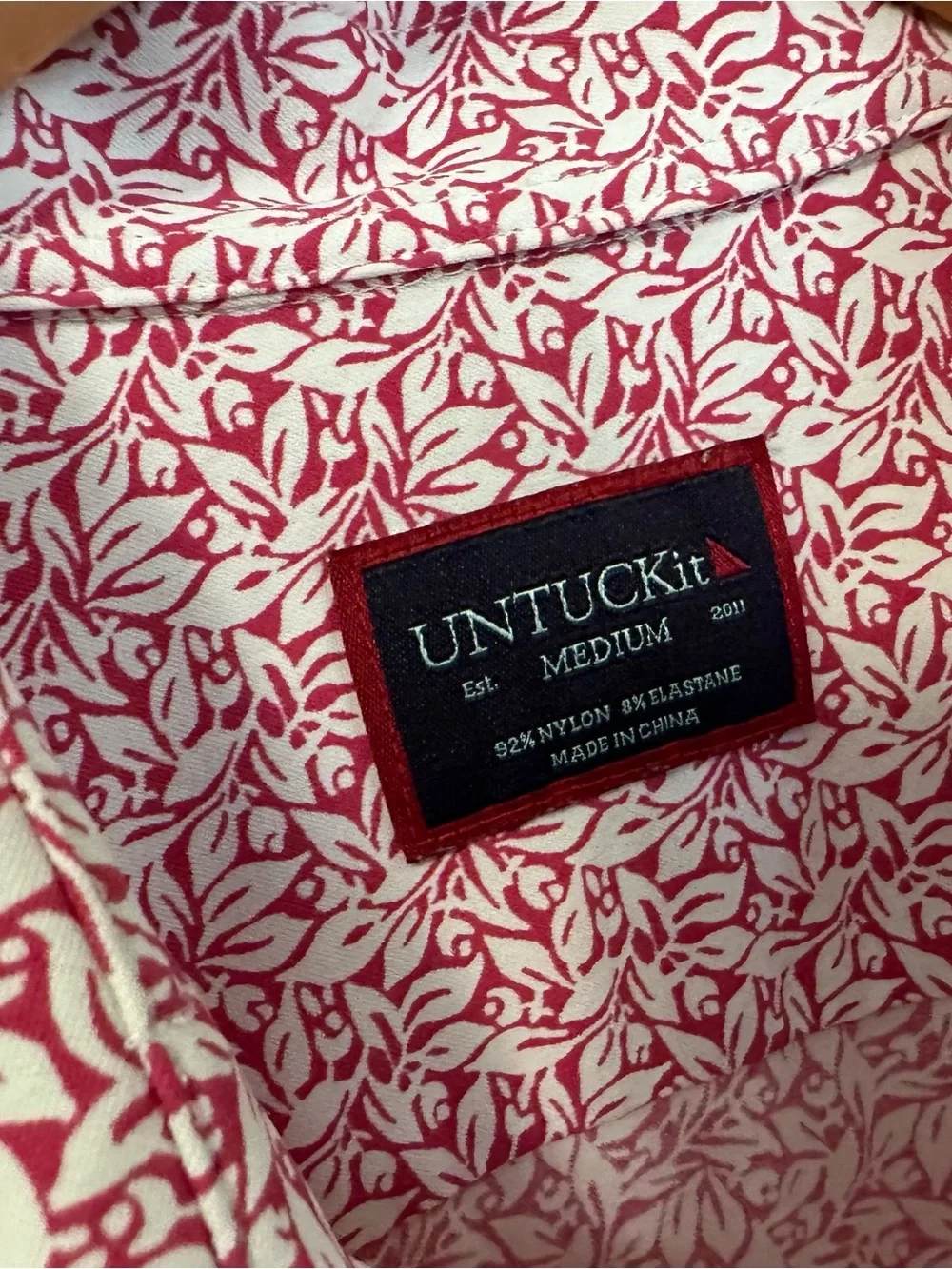 UNTUCKit shirt very